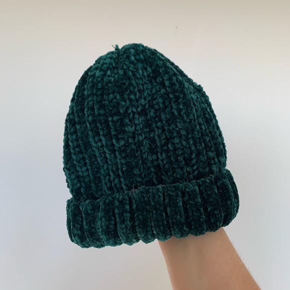 ASOS Accessories - ASOS velvet beanie